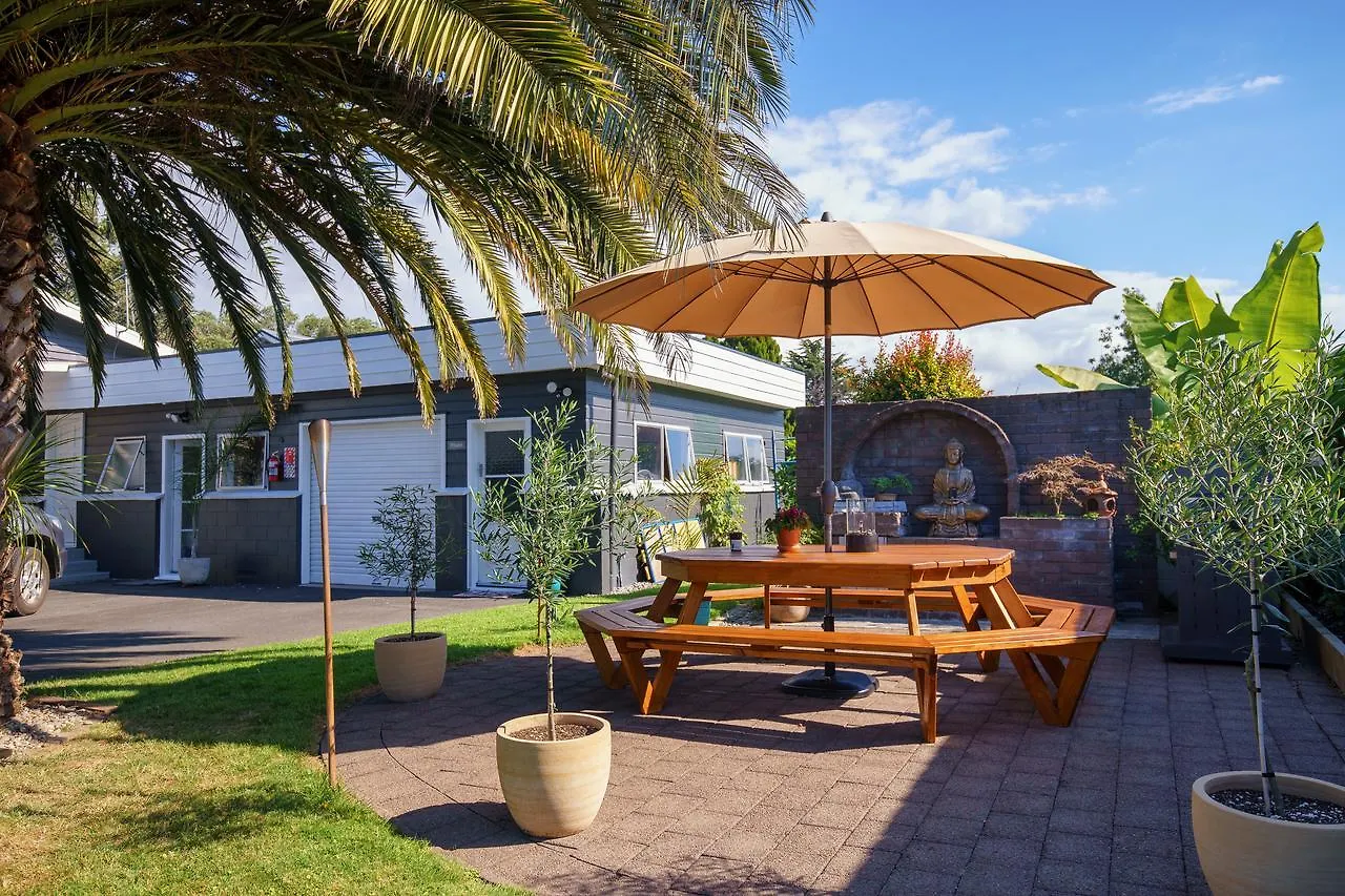 Roselands Motel Tauranga